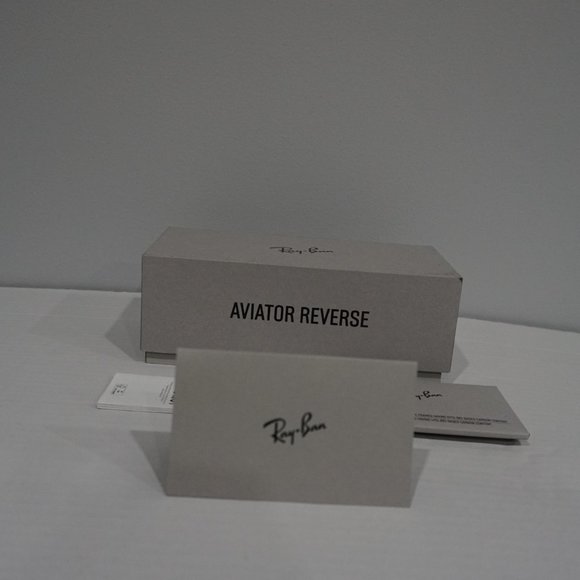 RAY BAN AVIATOR REVERSE GIFT BOX - Picture 4 of 7